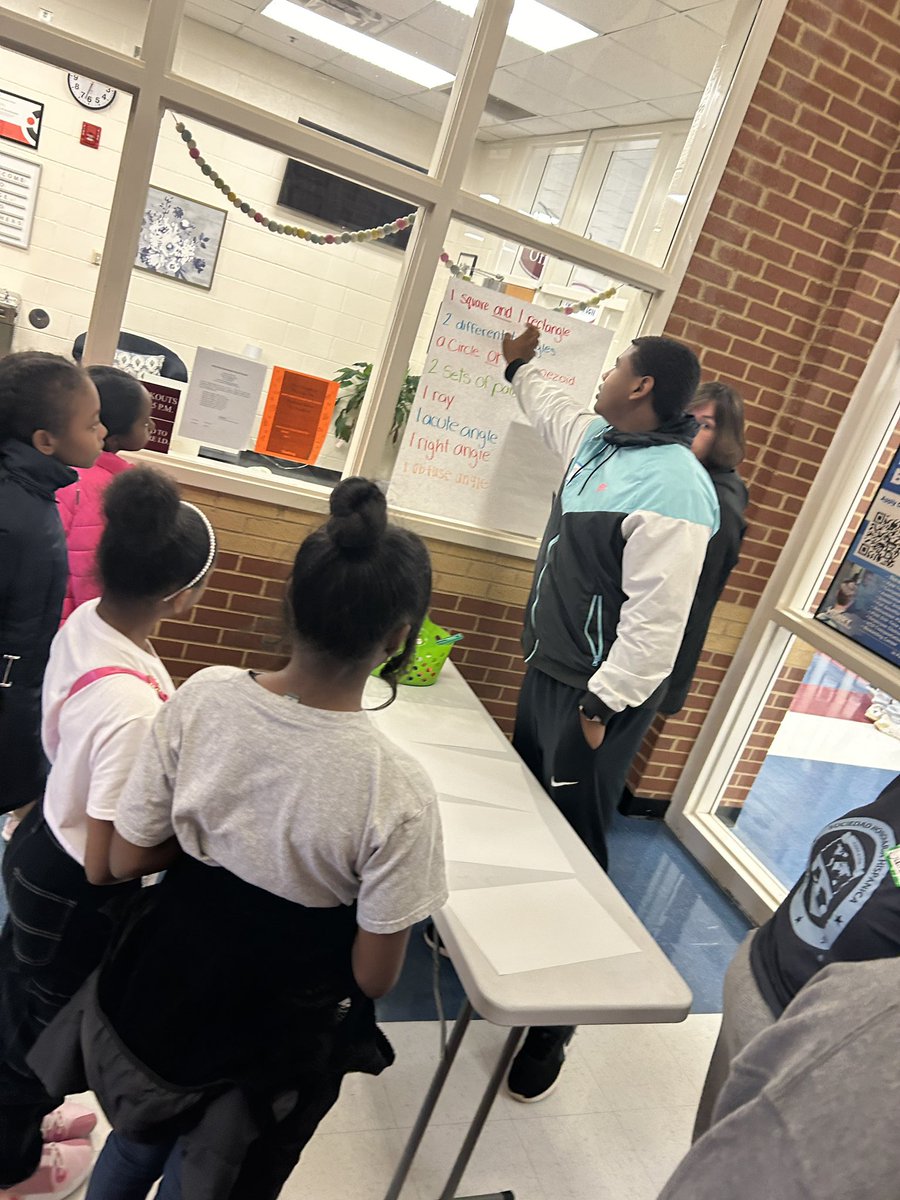 jerinpringle1's tweet photo. Our kids were so busy! 🙂We had around 25 highschoolers volunteering to teach and help all over the building, many of them for the first time since they were students here. And they all want to come back! https://t.co/zOfh1xMsbz