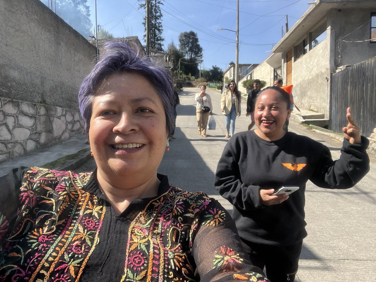 DipLauraDDHH's tweet photo. Hoy trabajando con el equipo ciudadano de Huixquilucan, Nicolás Romero y Naycalpan. Trazando rutas Todos los derechos para todas las persona #DDHHenMovimiento https://t.co/nDEHUntqnm