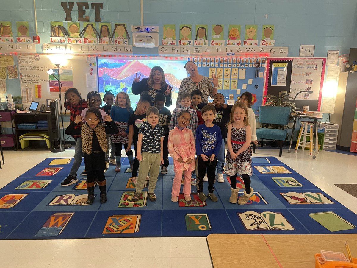 Great start to my day reading for the wonderful K students in Ms. Cunningham’s class at Jefferson Elementary! Celebrating Read Across America and sharing the love for books!The future is bright for @GCSchoolsNC @Super_GCS