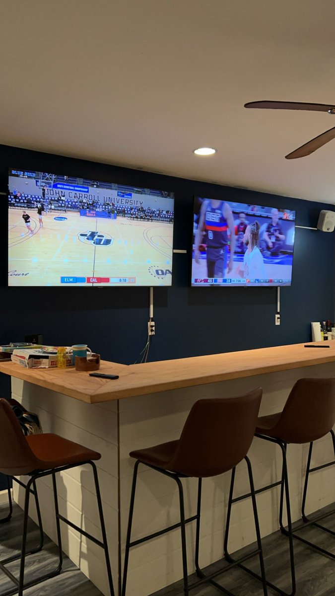 KCope47's tweet photo. Getting ready!!! #streaknation @jcusports @JCUMensHoops @cavs @SK4_ https://t.co/iLfUvg7b9g