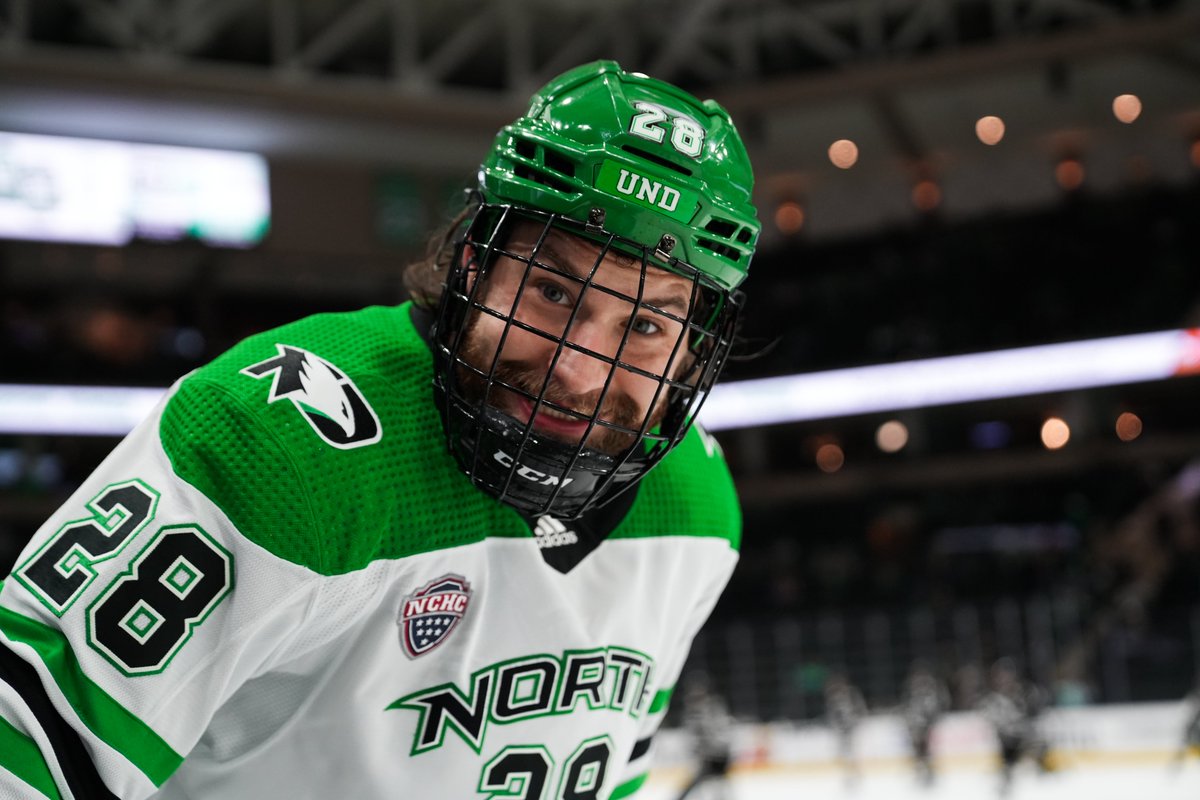 Think 2️⃣8️⃣ is happy to be back?

#UNDproud | #LGH