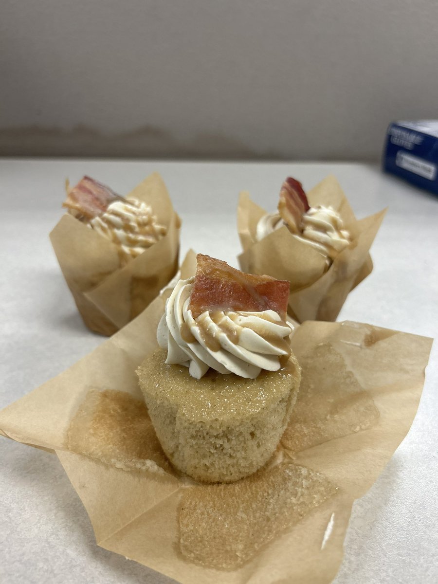 We liked our pancakes so much the other day, we had to have pancake and bacon cupcakes today! #WeRtheNAC #Smithstarzz #EAW24