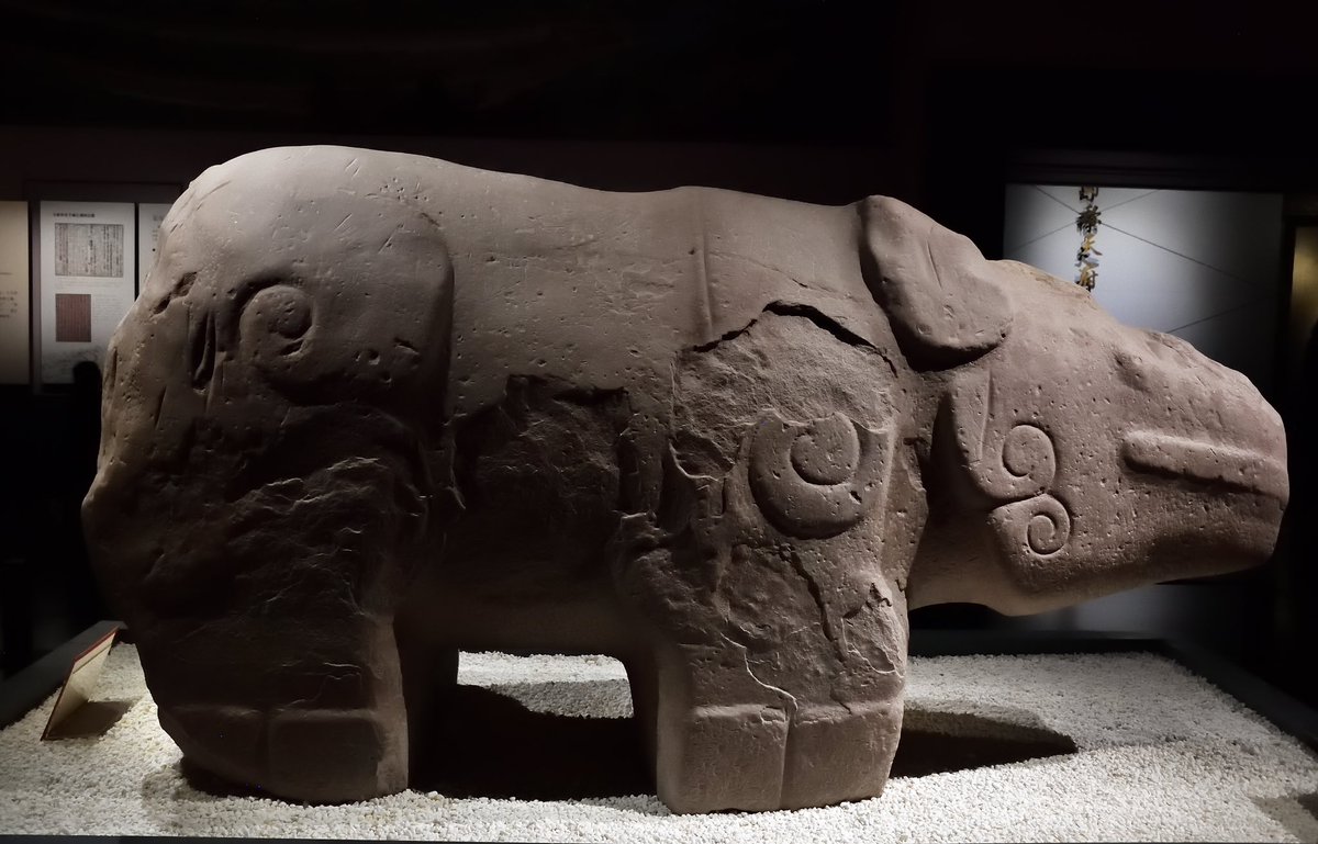 Amazingsichuan's tweet photo. Located in the center of Chengdu, the #ChengduMuseum is a treasure trove of ancient artifacts and historical relics that offer a glimpse into the region's storied past. But it's the #StoneRhinoceros that truly steals the spotlight, a masterpiece of ancient Chinese artistry. https://t.co/Ra2y1jULmR