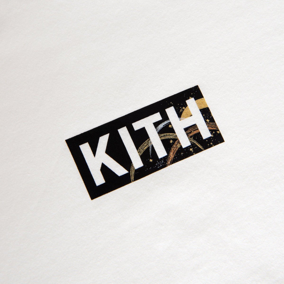 Kith が能登半島地震のチャリティーTシャツ『Pray for Noto Tee』の