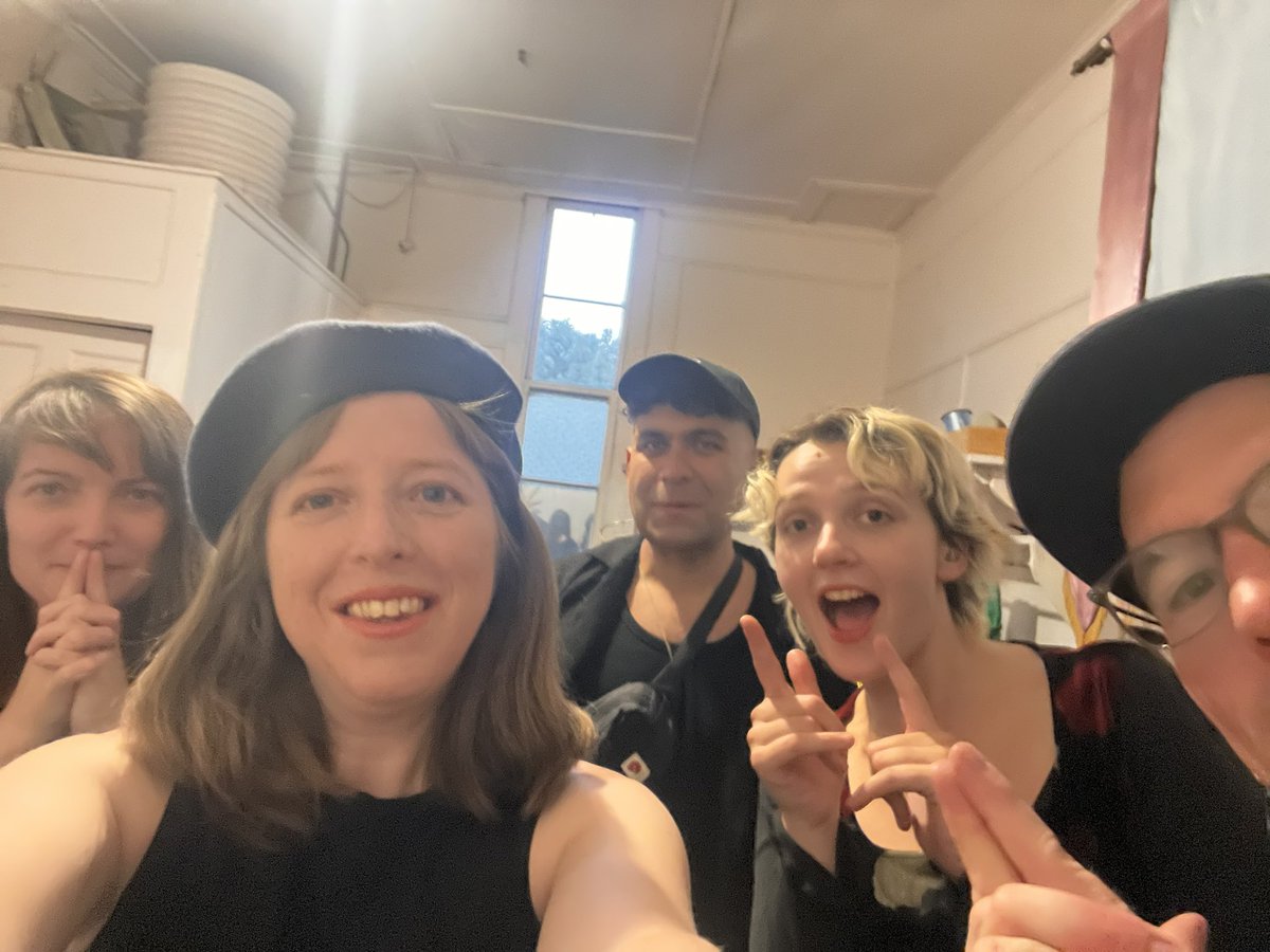 French for Rabbits tweet media