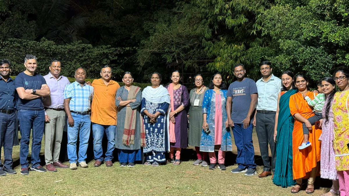 Home away from home. An evening filled with laughter, chatter and lots of PGI memories. Thanks Chetan for the mini reunioun @NAPEM 2024 Bengaluru @drchetanmd @rakshay_shetty @DocMounika @tk_kavitha @vijaiwilliam @cr_vishwa @gopalpicudoc @Sureshangurana @nami_ravi