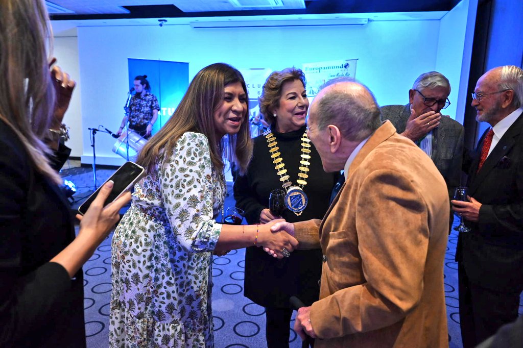 SKÅL MÉXICO PRESENTE EN CENA ANATO 2024 DEL CLUB SKÅL INTERNACIONAL BOGOTÁ

🇨🇴🤝🇲🇽 En el marco de #VitrinaANATO2024, el hotel Wyndham Bogotá fue sede de la cena y cóctel del Club Skål Internacional 66 Bogotá, Colombia <a href="/SkalBogota/">Skål Bogotá</a>

La velada contó con la distinguida presencia de