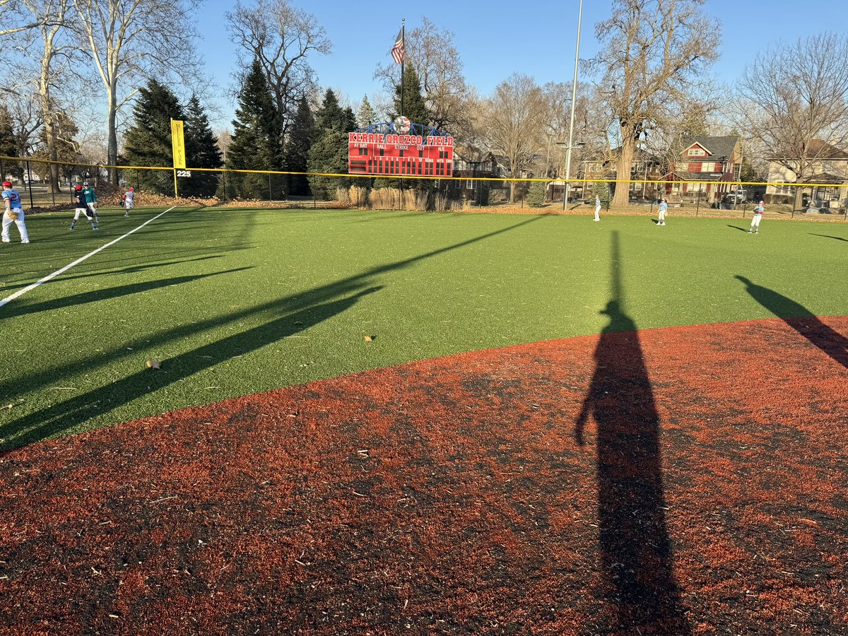NE_Prime2031's tweet image. Another night getting better under the lights at one of our favorite fields! #KerrieOn

@EAA_Baseball @PlayEAA