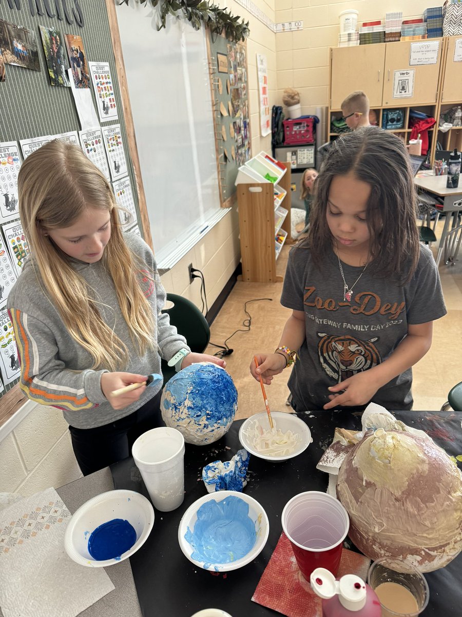 Because learning can be MESSY! Part of our planet research project — paper mache + painting planets! 🪐 🌍 #kcsdropedintoreading