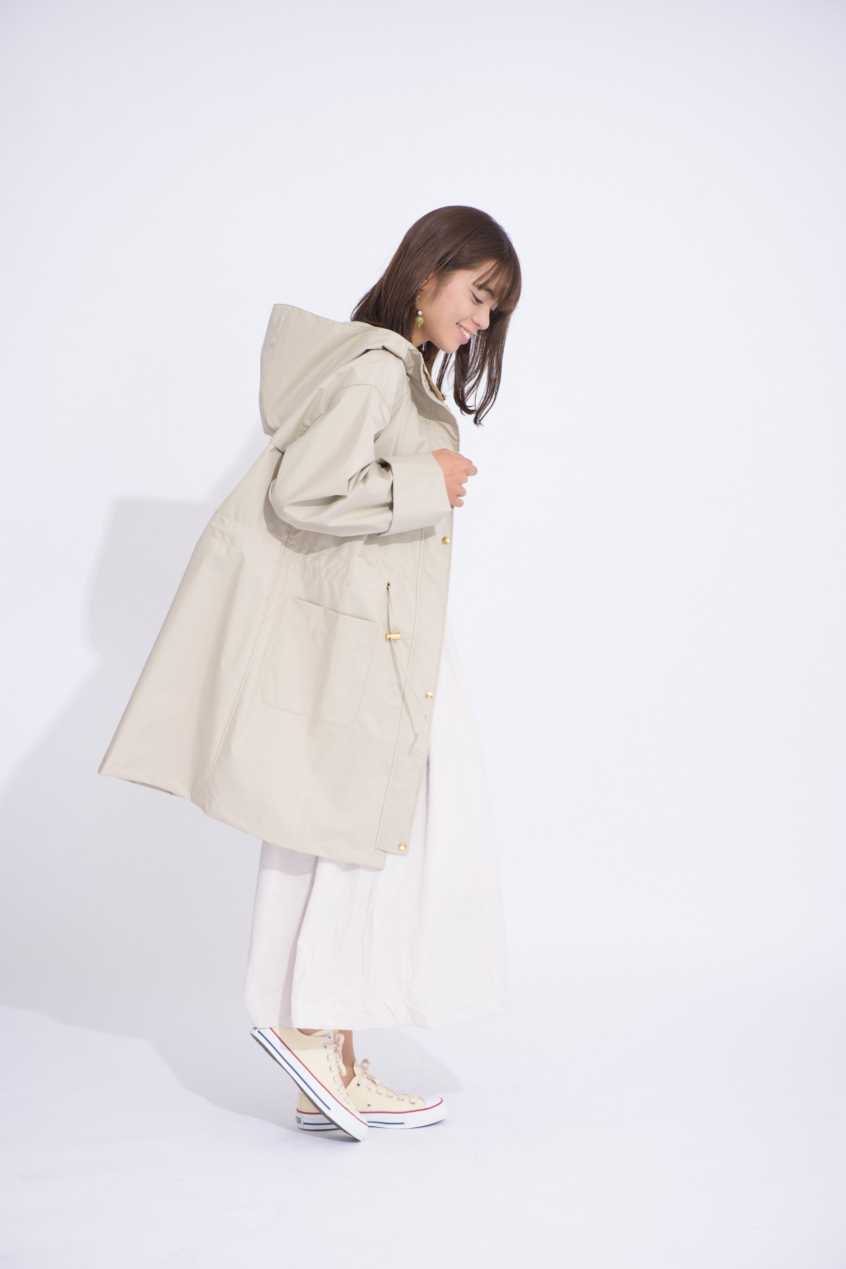 サンバリア100 マウンテンパーカー　ベージュ　美品　フリーサイズ サンバリア100 マウンテンパーカー ベージュ サンバリア100 マウンテン