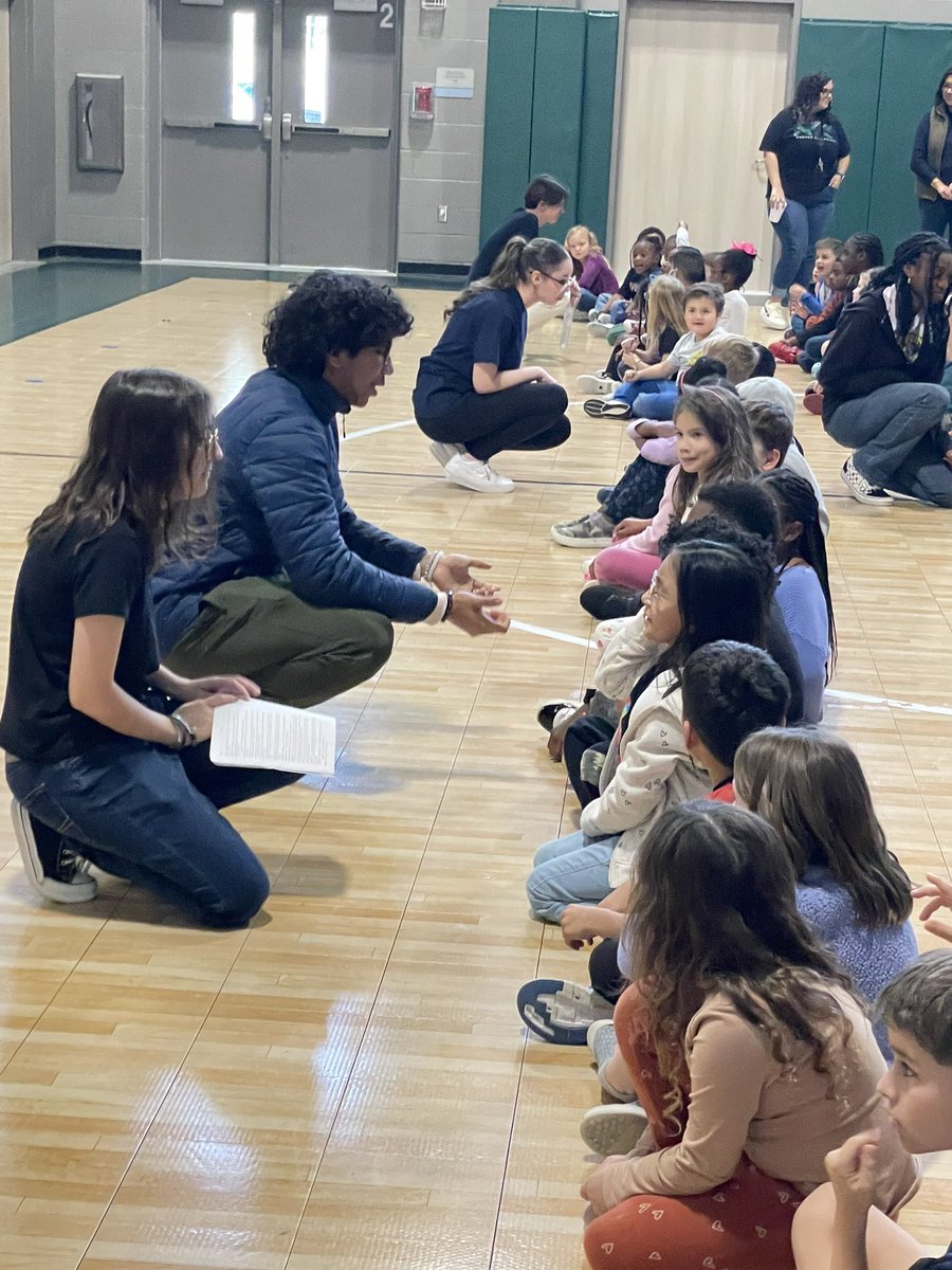 Thank you <a href="/thescplayhouse/">SC Playhouse 🐾</a> for allowing your amazing students to come perform for our 1st graders! <a href="/HumbleISD_SCHS/">Summer Creek High</a> <a href="/MrsRFiore/">Rebecca</a> <a href="/Angela_bland1/">Angela Bland</a> <a href="/HumbleISD_GE/">Groves Elementary</a> <a href="/Humble_ElemELA/">Humble ISD Elementary ELA</a>