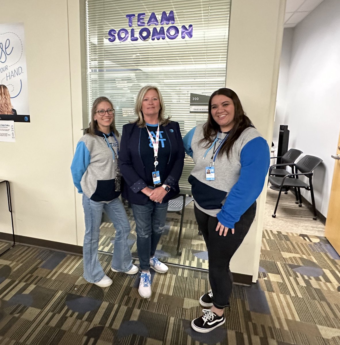 AT&amp;T Blue Day! #EvvElite #EAW24 #MBCGoodStuff #LifeAtATT @mbcgoodstuff