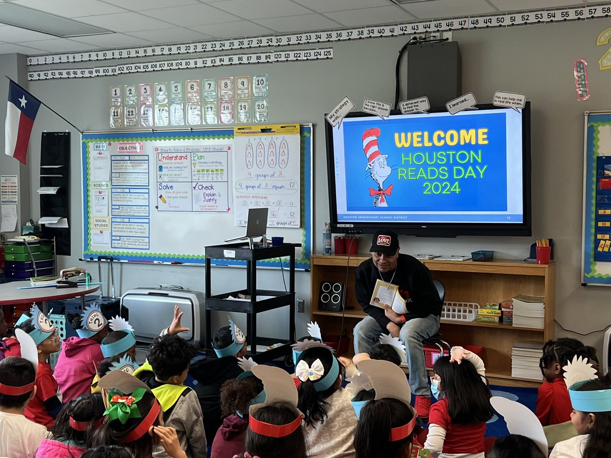 jjchavez1989's tweet photo. Happy Houston Reads Day! 🥳 Big thanks to Mr. Robert 'G-Man' Guerrero @Gman979 and @literacynowhtx for joining our 2nd grade class and treating us to a captivating read-aloud session! 📚 @CunninghamHisd @TeamHISD https://t.co/VjgyNOMGy2