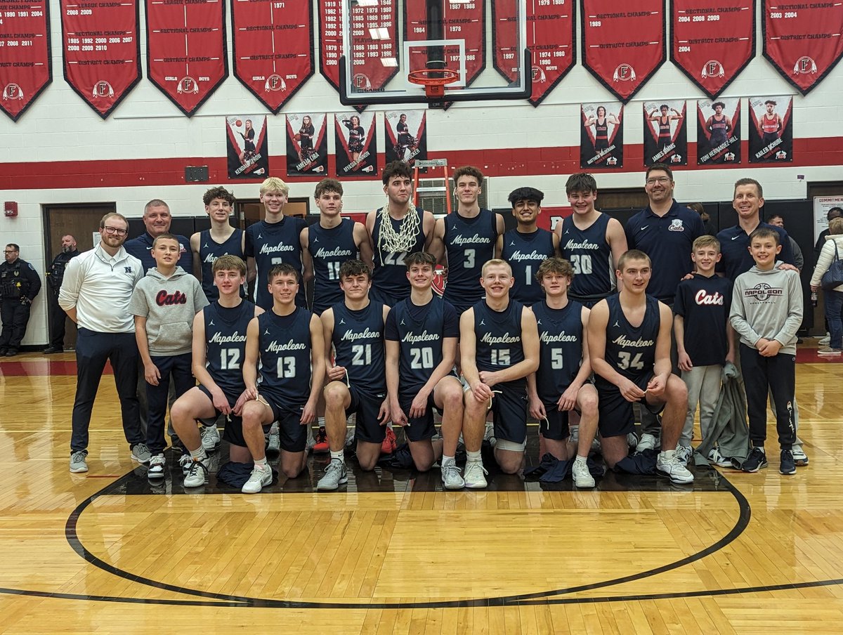 Sectional Champs! Nap Cats down Fostoria 55-44. Go Cats! 🐾🏀