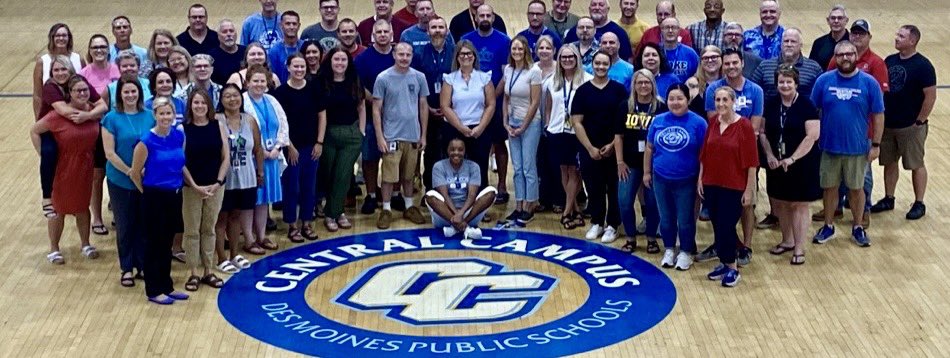 Happy #NationalEmployeeAppreciationDay to this crew! They are an amazing team that puts student learning first. #CTE