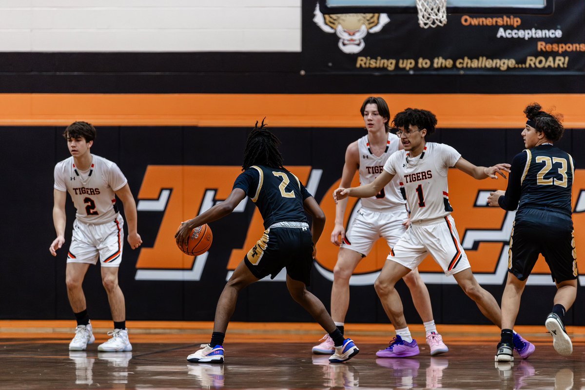 Career stats (3 years)
-1 covid year 

PPG 16.9
Reb 4.2,
Ast 1.0
Field% 42.4
Blk 0.9
Stl 1.6