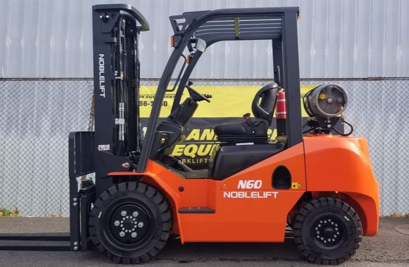 Landmark Equipment in the Pacific NW is offering Noblelifts' full line of equipment including this FL4P Series LPG 6000lbs.Pneumatic forklift with the  2.4L Hyundai Motor.

#noblelift #lpgforklift #forklift Landmark Equipment