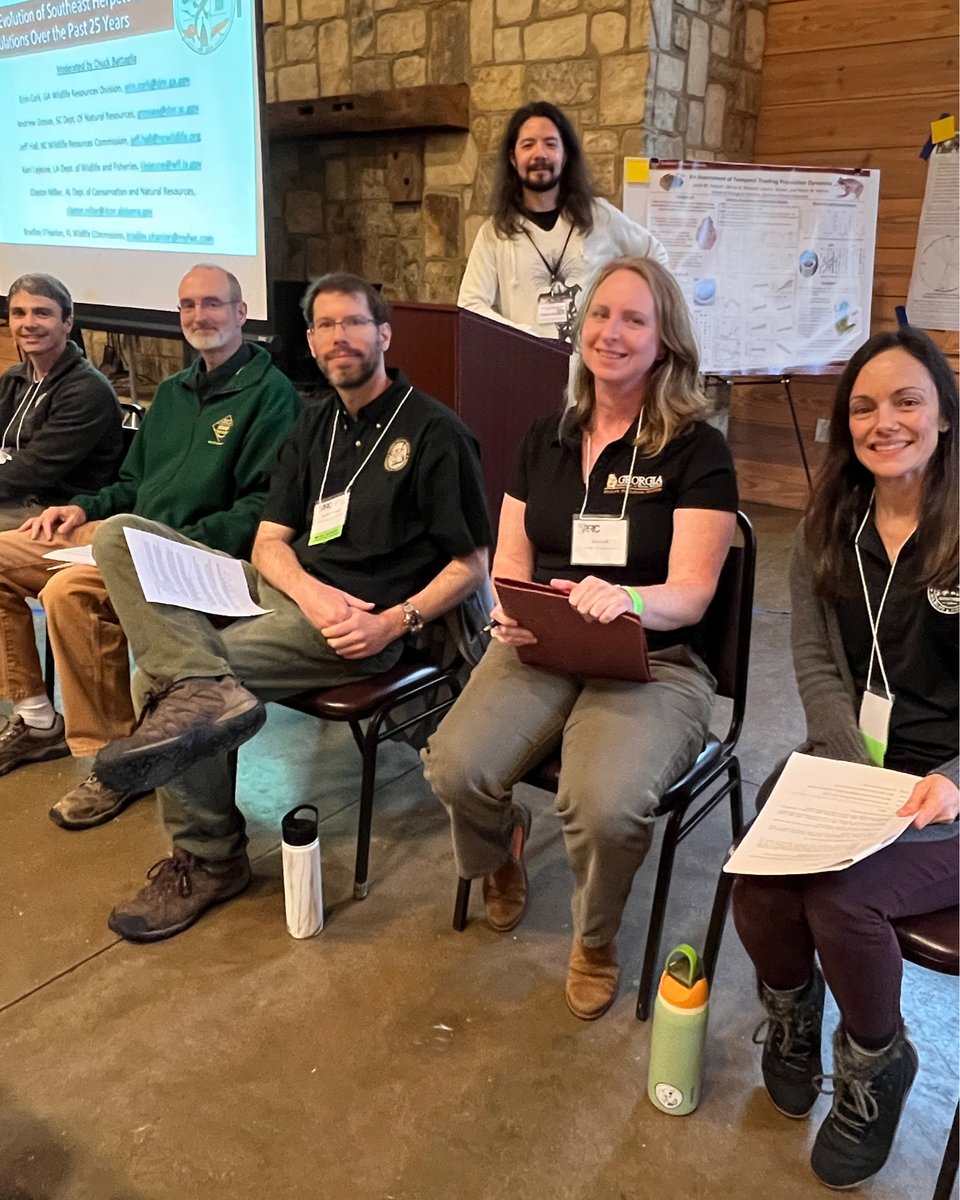 SEPARC's tweet image. Day 2 of SEPARC 2024 kicked off with keynote speaker Jimmy Bullock, Senior VP of Forest Sustainability for Resource Management Service. The day also included task team breakouts, speed talks, a poster session, a silent auction, and a trivia night! #SEPARC2024 #MakingConnections