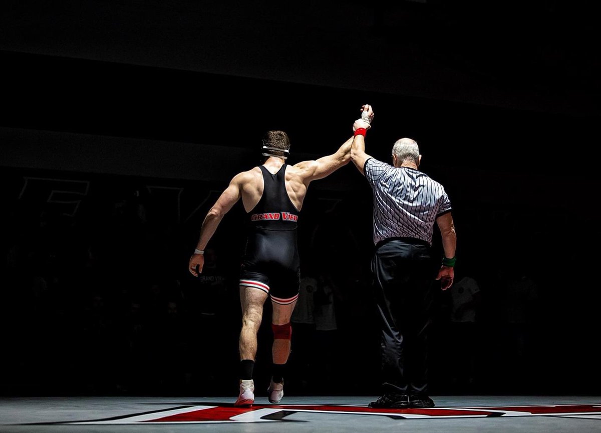 4X All American and back in the NAIA National Championship Finals to defend his National Title!!! Congrats kid! Finish on top!!