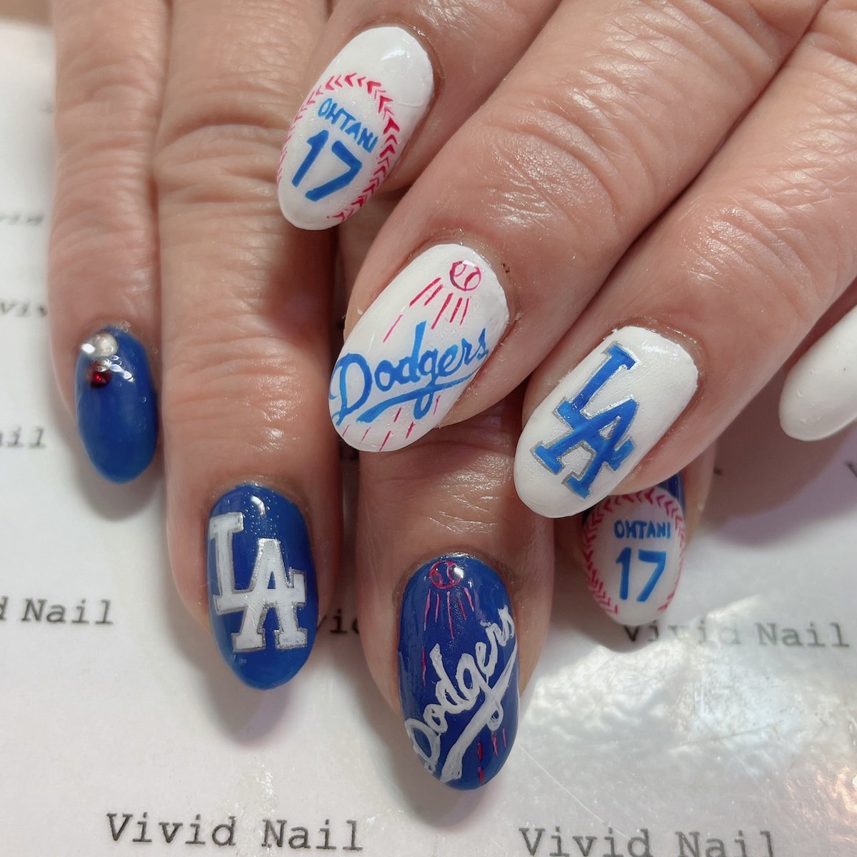 大谷さんに「いいね👍️」押してもらった夢を見た‼️の記念ネイル第一