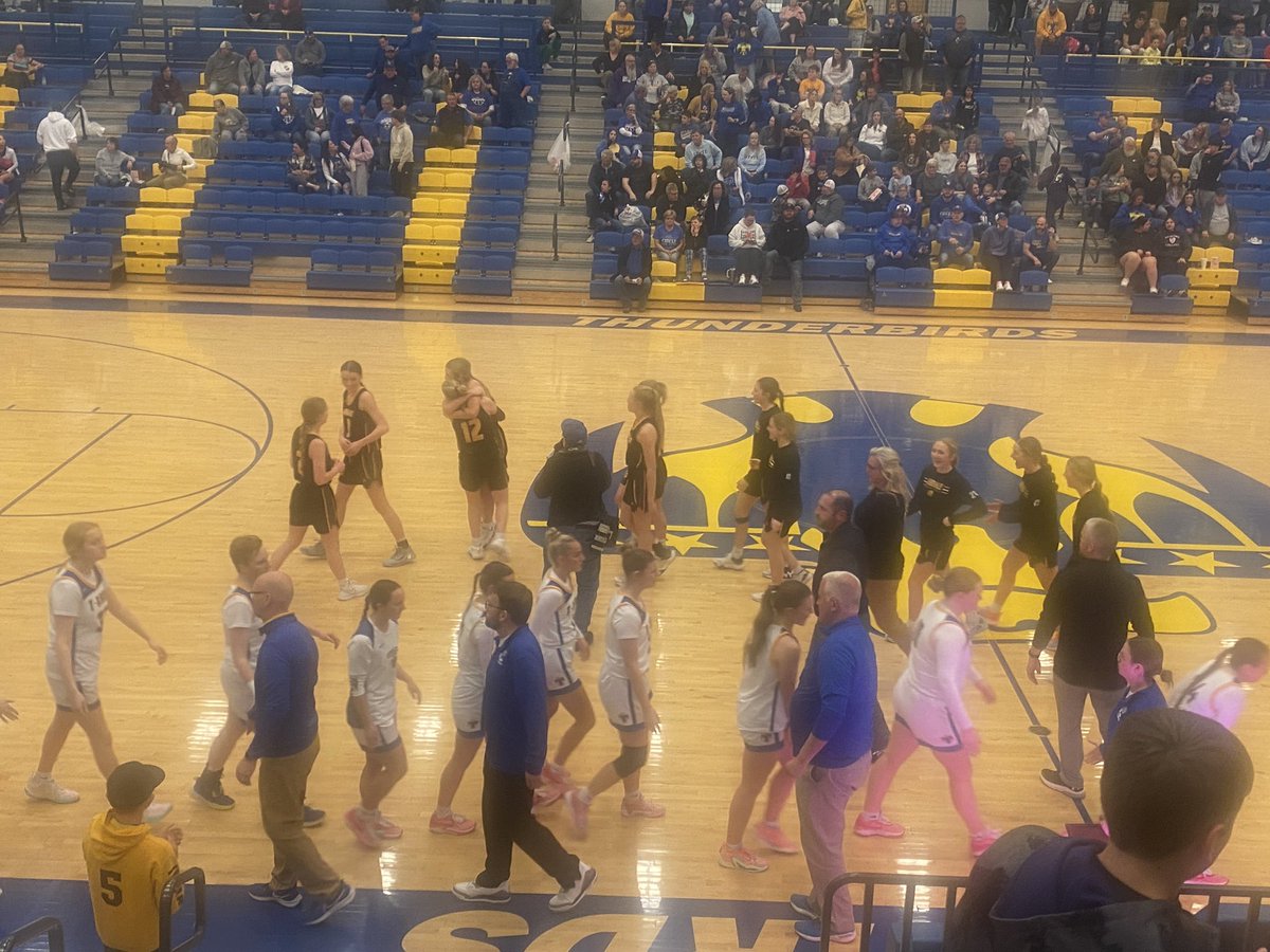 Final

Andale Girls pull the upset.  Advance to State!