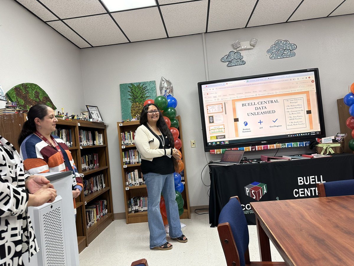 NoraRivasGarza1's tweet image. @PSJAISD #dataunleashed….resultsachieved , DURA 2. Powerful presentation at PSJA Buell Center DAEP.  All students, all staff, all on board! Benchmark 2 Data analysis session. 
#StudentSuccess 
#allstudents