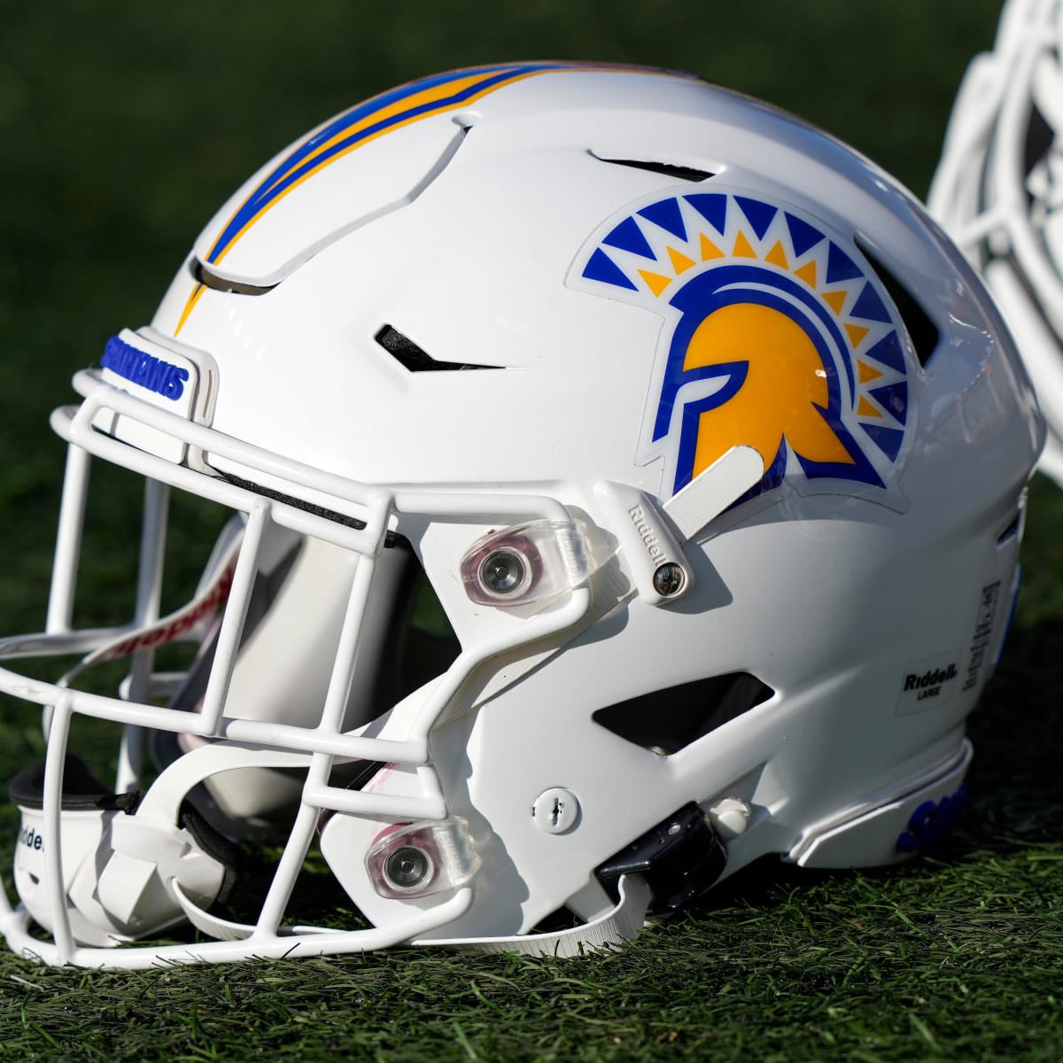 So grateful to have been offered by San Jose State!💙💛Thank you @CoachIrv_ and the staff @SanJoseStateFB for believing in me! God is Good!✝️