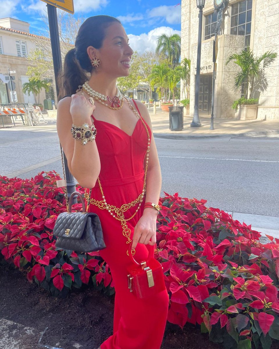 OnlyAuthentics's tweet image. The lady in red

Shop online - OnlyAuthentics.com

#palmbeach
#aspen 
#onlyauthentics
#HermesHandbags
#HermesBirkin
#HermesKelly
#HermesConstance
#HermesAddict
#HermesLover
#HermesBag
#Chanel
#ChanelHandbags
#ChanelClassicFlap
#ChanelBoyBag
#ChanelJumbo
#ChanelMini