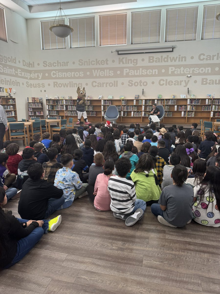 EastPointLibrary tweet media