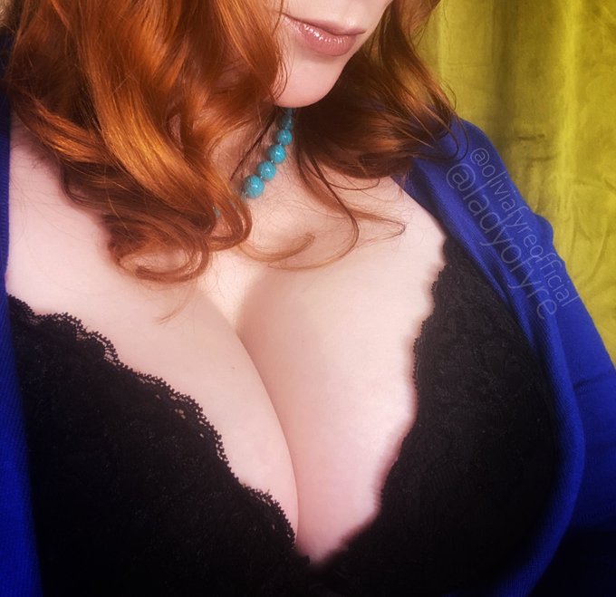 You really shouldn&rsquo;t stare at stepmom&rsquo;s cleavage. https://t.co/3UHqwN5hAi<a href="/tag/femdom"class="tags"><span>#femdom</span></a><a href="/tag/chastity"class="tags"><span>#chastity</span></a><a href="/tag/legfetish"class="tags"><span>#legfetish</span></a>