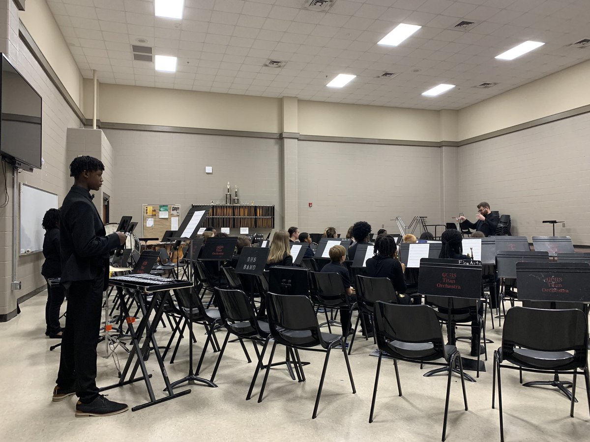 Wonderful performance by our Blue Knights this afternoon at MPA! 💙🐶🎼🎺#exceptional @Winterboro_High