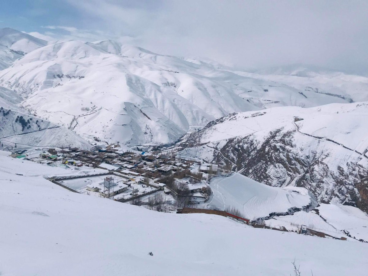 mtayeb's tweet photo. #winter in #kohistan district of #Badakhshan province in northeast #Afghanistan #February2024 #snow #village https://t.co/7mtXOqi6fV