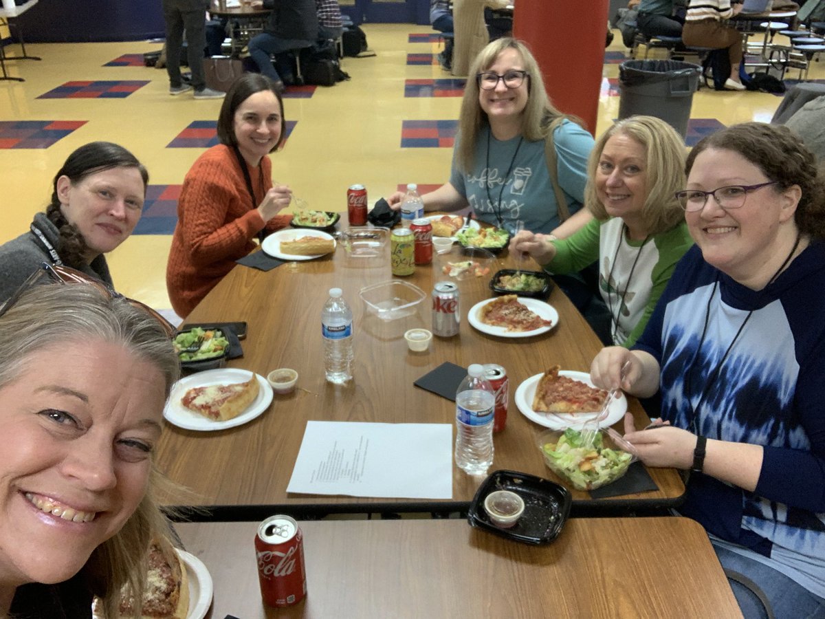 RDMusicMissLundgren tweet media