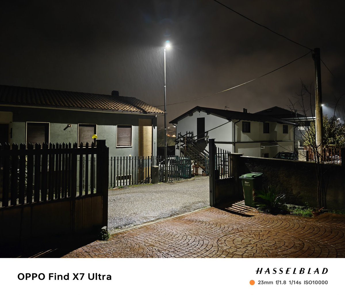 fabrizio_degni's tweet photo. A night shot with the Photo Mode among:
#OPPOFindX6Pro
#OPPOFindX7Pro
#Xiaomi13Ultra
#Xiaomi14Ultra
#HuaweiMate50Pro
#HuaweiP60Art
#SamsungS23Ultra
I am keeping for some the exif data where available.
#YouTube: https://t.co/fjvBvF0BbG
#night #comparison https://t.co/oBoe2WUCpT