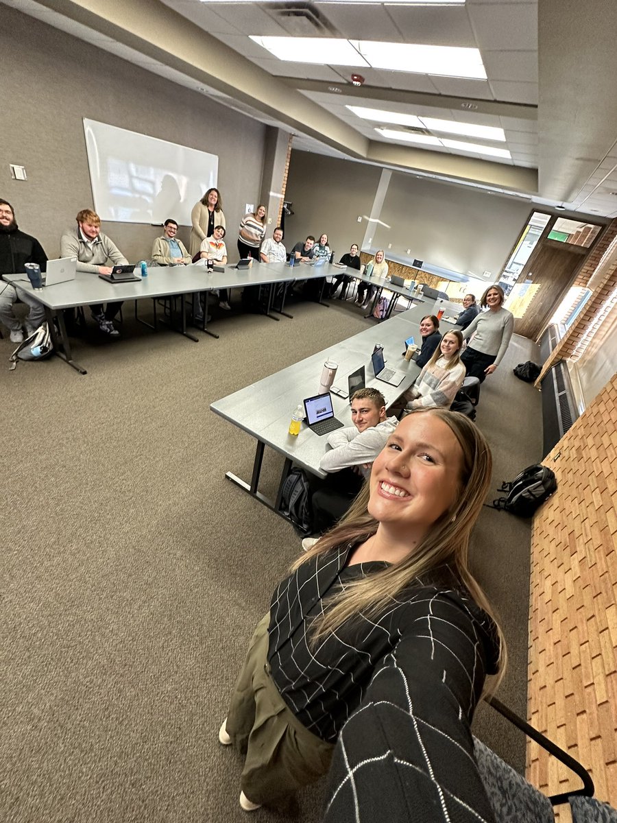 DWU Education tweet media