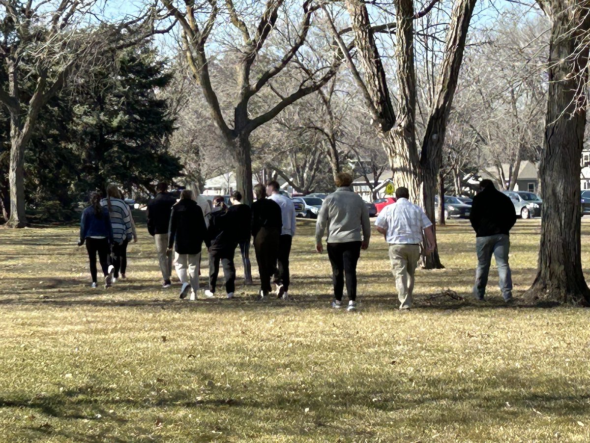 DWU Education tweet media