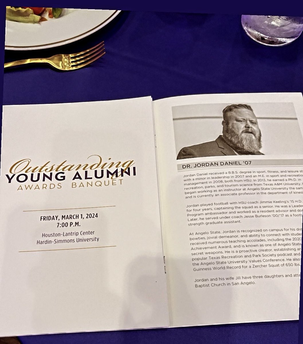 It was my pleasure to intro the man himself, <a href="/ProfessorNerdo/">Jordan Daniel</a>, for this <a href="/HSUTX/">Hardin-Simmons University</a> award.