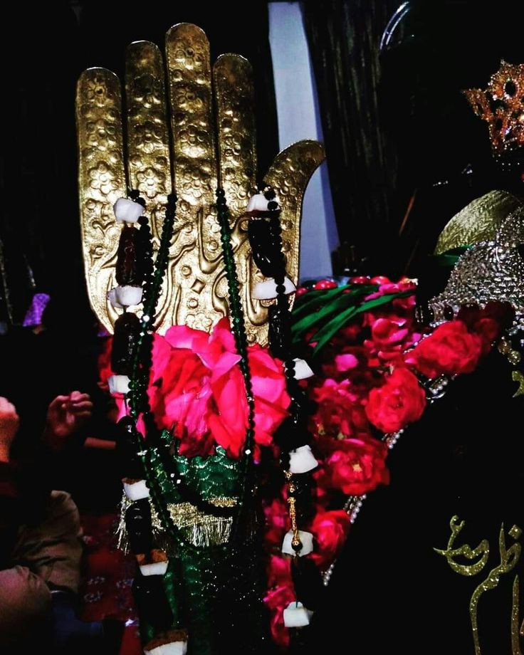 Kashifraza51472's tweet photo. Hussain Moula Se Pyaar Karna
Hussain Per Jaa'n Nisaar Karna
Yehi Hai Tera Payaam Ghazi
Wafa Ka Tu Hai Imam Ghazi

Salam Ghazi as Salam Ghazi as
Wafa Ka Tu Hai Imam Ghazi as🙏💐 https://t.co/CWJ8x1UvQ1