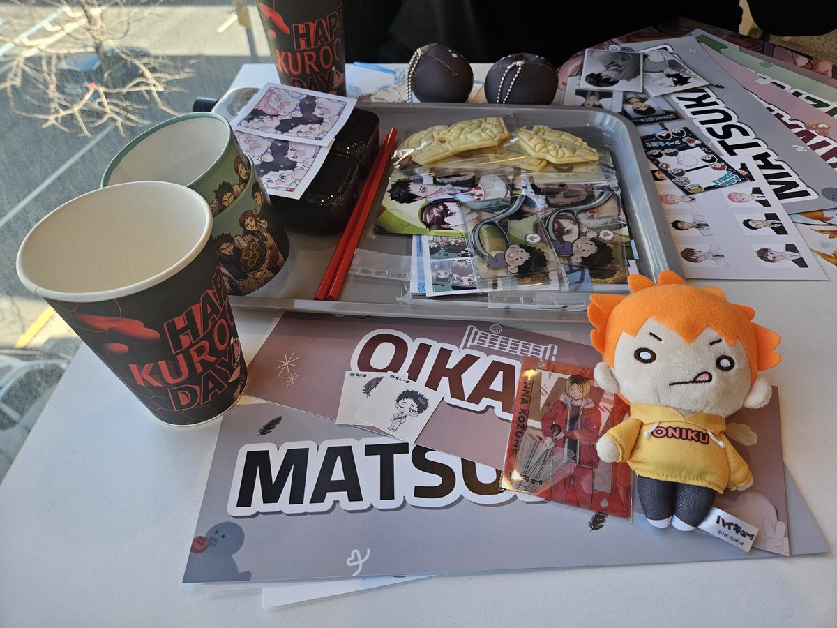 #코트를_지배할_오케스트라
#아오바죠사이의_위대한_연주자들
#너희에게_바치는_노력의_결실 
세죠 카페....너무 예쁘고 개최진분들의 세이죠에 대한 사랑이 너무 잘보이는 카페였습니다!!
제가 감히 10000원으로 이런 행복을 느껴도 되는지 모르겠습니다
너무 행복한 시간이었습니다!!