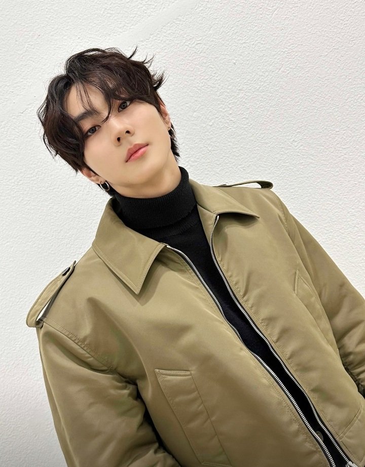 ‼‼‼JUNGWON DE MULLET HAIR ESTA DE VOLTA/VOLTANDO‼‼‼