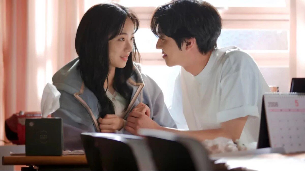 gqindia's tweet photo. #ThatWinter, #TheWindBlows, and more, these 7 K drama remakes are more popular than the originals: https://t.co/CuqGrZ561m https://t.co/slEcq4Rfm2