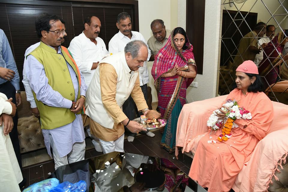 nstomar's tweet image. अनंत श्री विभूषित श्री श्री १००८ महामण्डलेश्वर श्री ब्रह्मर्षि माँ कनकेश्वरी देवी जी के प्रकटोत्सव पर उनके श्री चरणों में सादर वंदन, अभिनंदन...