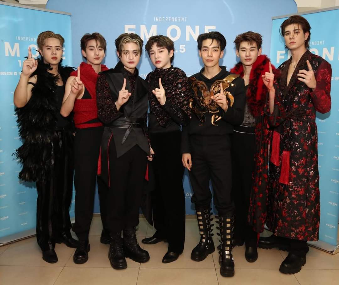 nicestoryy's tweet image. 🪄 โดนมนต์สะกดจาก #ATLAS พร้อมกันได้แล้ววันนี้

Available now on all streaming 🔥
YouTube : ATLAS

ที่มา : facebook.com/share/p/qAH3BT…

ATLAS Press Tour | I Got That Magic
#FMONE1035 #FMONExATLAS
#ATLASIGotThatMagic
#ATLAS_COMEBACK2024
꒰ #NiceATLAS #ATLAS_TH #ATLASth ꒱