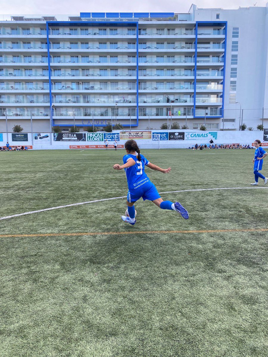 𝗘 𝘀 𝘁 𝗶 𝗹 𝗮 𝘇 𝗼 ⚽️

#Rondo #EstamosIN #MarcaLaDiferencia #InCostaBrava