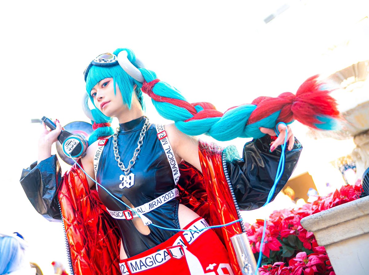 ぷに マジカルミライ 2023　HEROミク 初音ミク コスプレ マジカルミライ 2023 / HERO 初音ミク コスプレ : r/Vocaloid