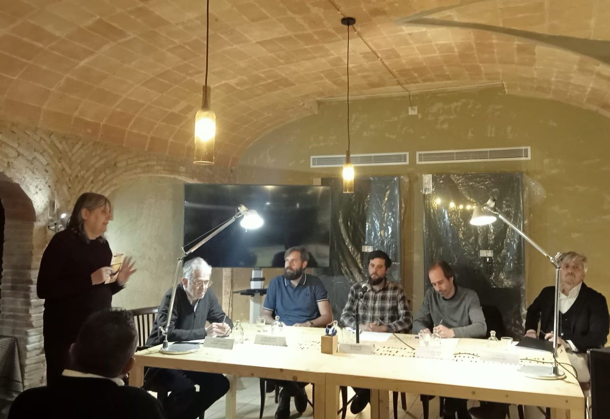 ICSuro (@icsuro) on Twitter photo Assistim a la taula rodona "Les sinèrgies entre el sector surer i el vinícola: reptes i oportunitats" que organitza <a href="/suro_udg/">Càtedra d'Estudis del Suro</a> al @elMuseudelSuro , interessant intercanvi d'experiències i coneixements per potenciar el binomi suro-vi.
<a href="/AECORK/">AECORK</a> <a href="/Gramona1881/">Gramona</a> <a href="/DOEmporda/">DO Empordà</a> Assistim a la taula rodona "Les sinèrgies entre el sector surer i el vinícola: reptes i oportunitats" que organitza <a href="/suro_udg/">Càtedra d'Estudis del Suro</a> al @elMuseudelSuro , interessant intercanvi d'experiències i coneixements per potenciar el binomi suro-vi.
<a href="/AECORK/">AECORK</a> <a href="/Gramona1881/">Gramona</a> <a href="/DOEmporda/">DO Empordà</a>