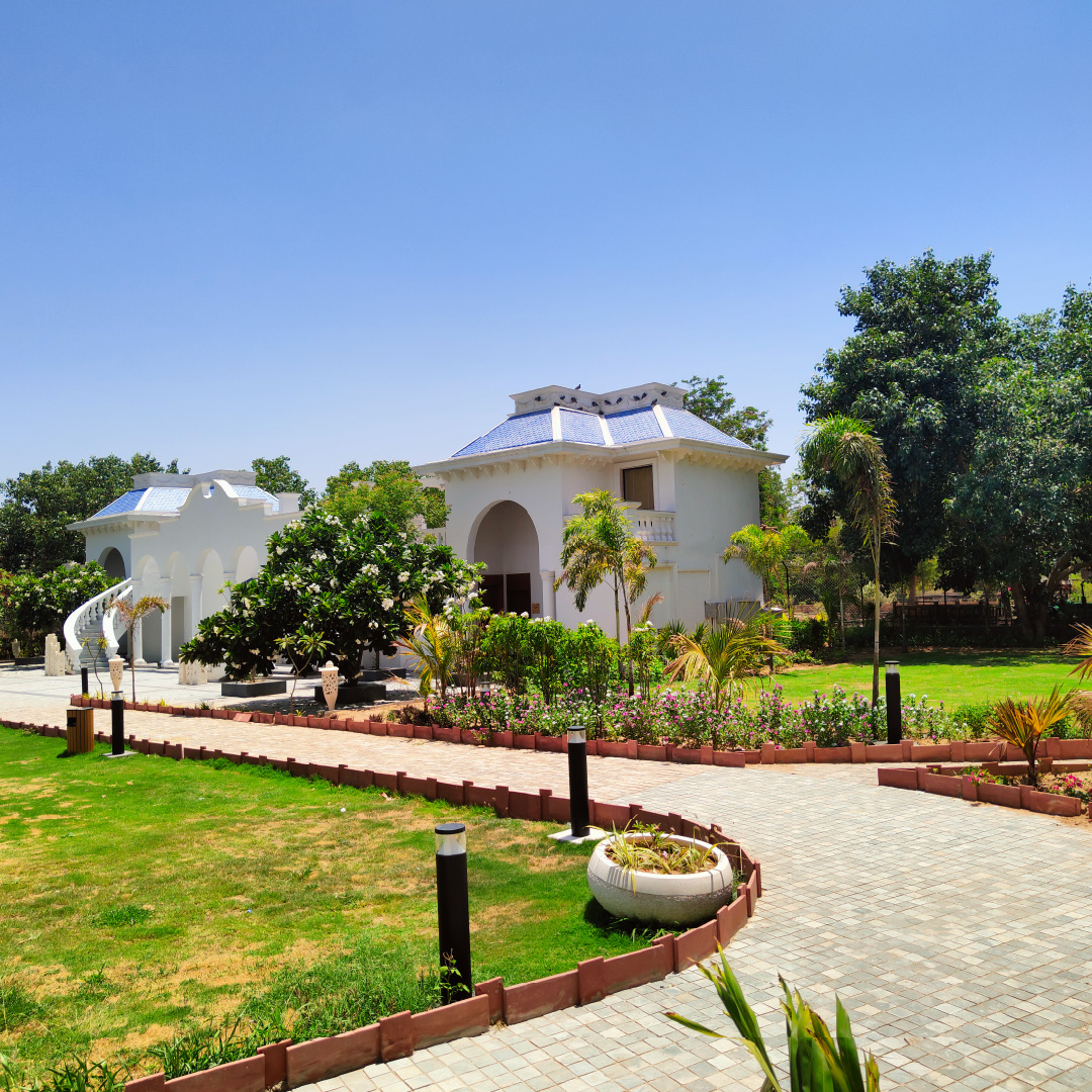Stroll gently around its enormous green lawns, beneath its soaring arches, and enjoy every second of your stay.

[hotels in gandhinagar, taj gandhinagar, resort near gandhinagar]

#OpulentGetaway #EleganceDefined #FiveStarLiving #vibrant_gujarat #tajhotels