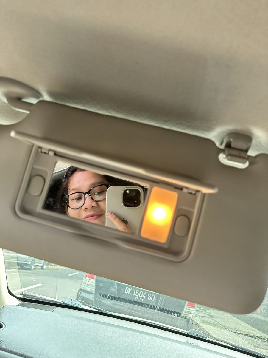 Engga cantiq kok, cuma suka foto aja 😬