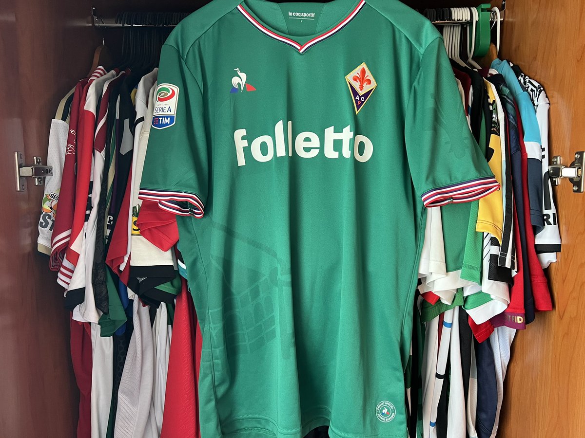 RussoBCF's tweet photo. Camiseta #Matchworm firmada
@acffiorentina 17/18
Giovanni Simeone 
Camiseta homenaje al Calcio Storico, verde del Quartiere di San Giovanni https://t.co/p30oC9oxTL