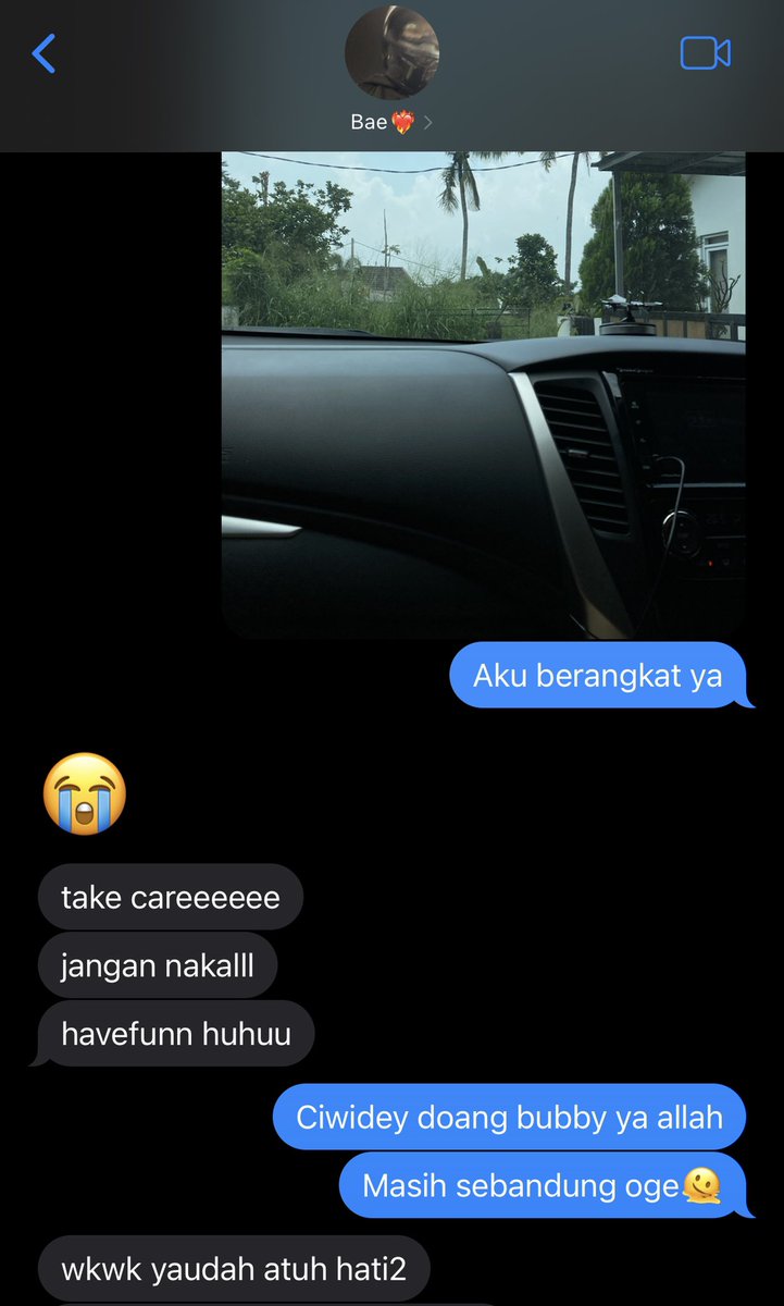 Pacar kalian clingy gini ga? Padahal cuma nginep ke Ciwidey semalem tapi dah kek mah ditinggal akmil🤣🖤